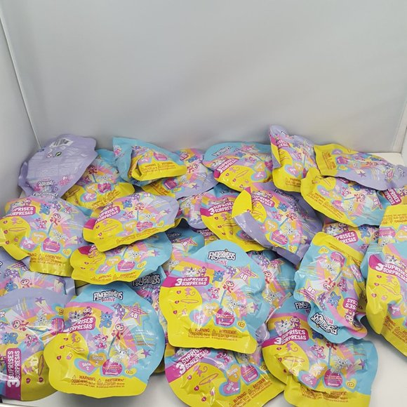 Fingerlings Toy Minis Mystery Pack Series 2🆕 6 RANDOM Packs - Picture 8 of 10